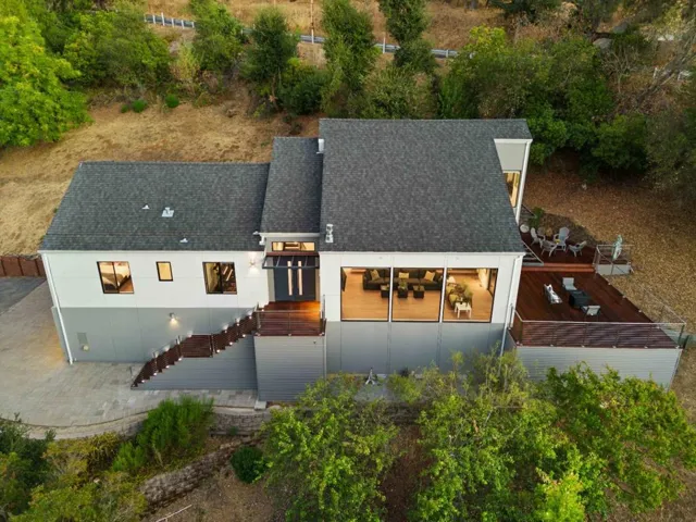 17514 Phillips Avenue, Los Gatos, California 95030