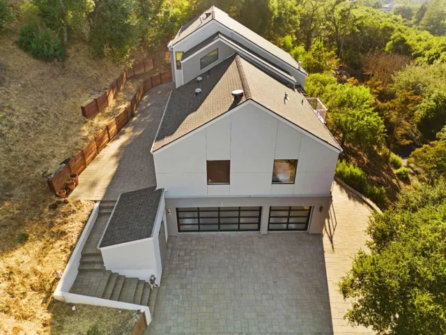 17514 Phillips Avenue, Los Gatos, California 95030