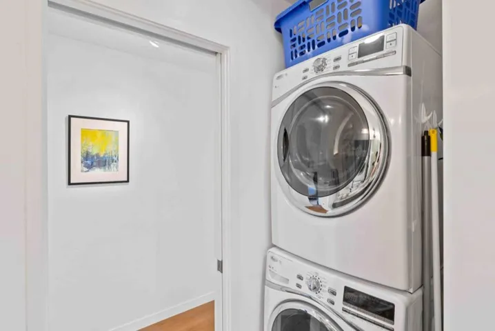 17514 Phillips Avenue, Los Gatos, California 95030