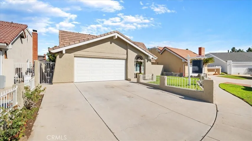 6183 E Paseo Rio Verde, Anaheim, California 92807