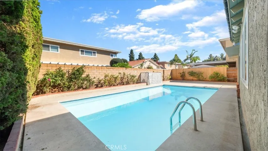 6183 E Paseo Rio Verde, Anaheim, California 92807