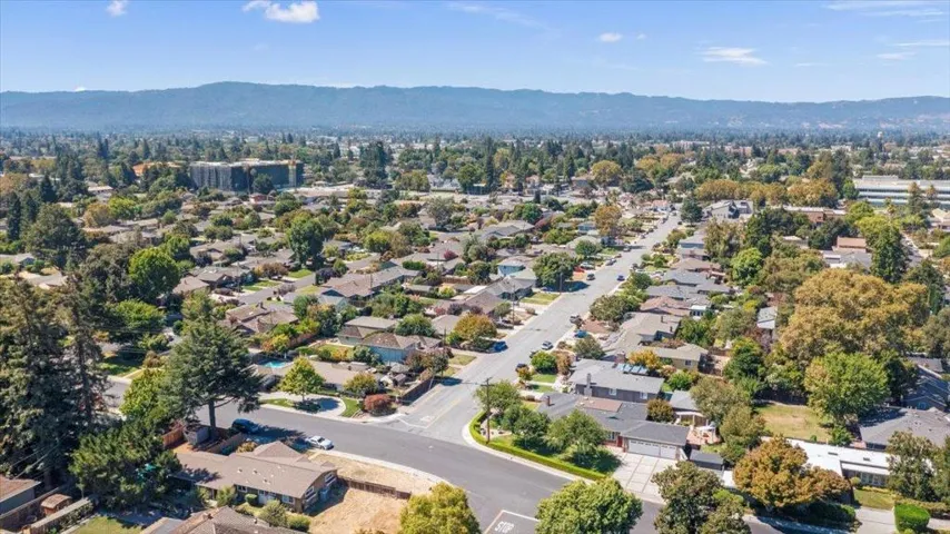 1239 Shady Dale Avenue, Campbell, California 95008