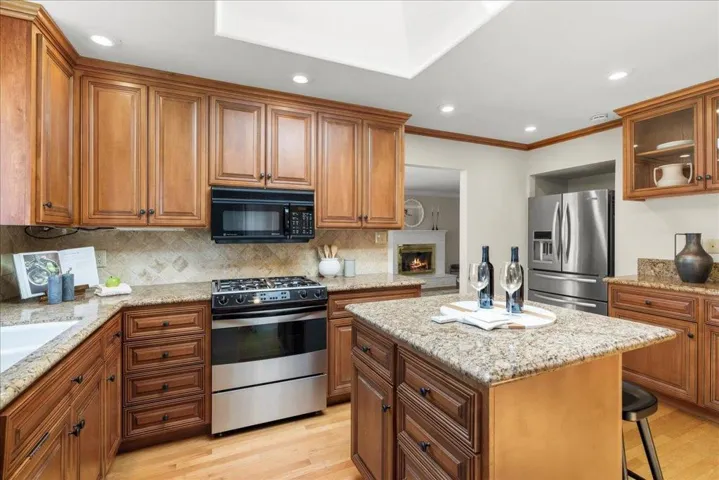 1239 Shady Dale Avenue, Campbell, California 95008