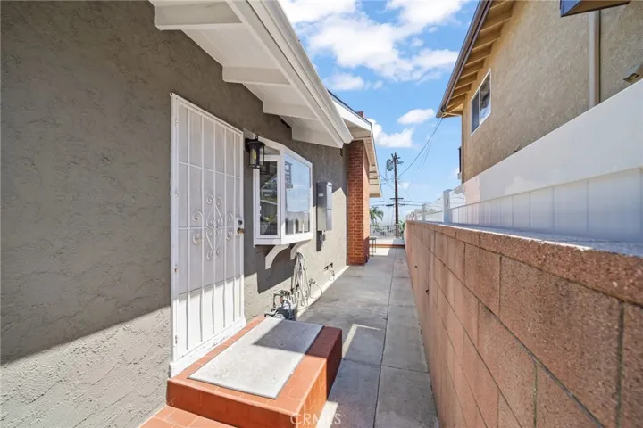 304 N Malgren Avenue, San Pedro, California 90732