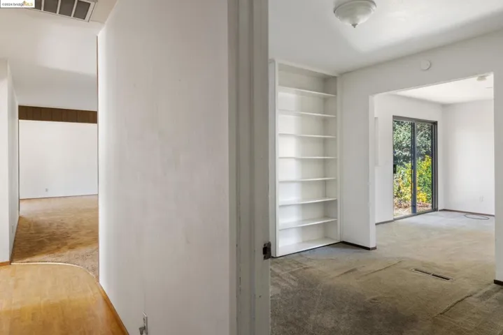 2700 Henry Ave., Pinole, California 94564