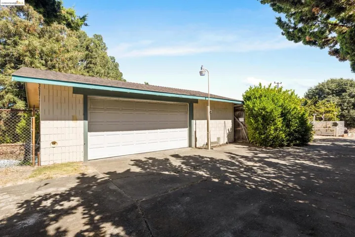 Detached Large Garage