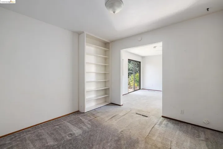 Bedroom Plus