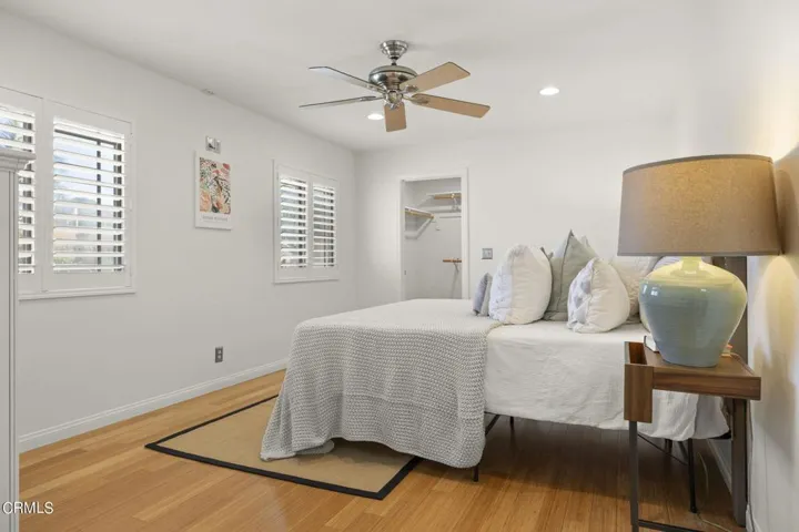 19-web-or-mls-UpmarketMedia-10327Jame-17