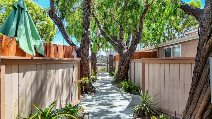 927 S Bruce Street, Anaheim, California 92804