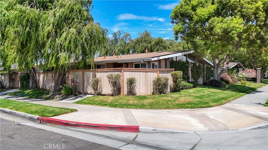 927 S Bruce Street, Anaheim, California 92804