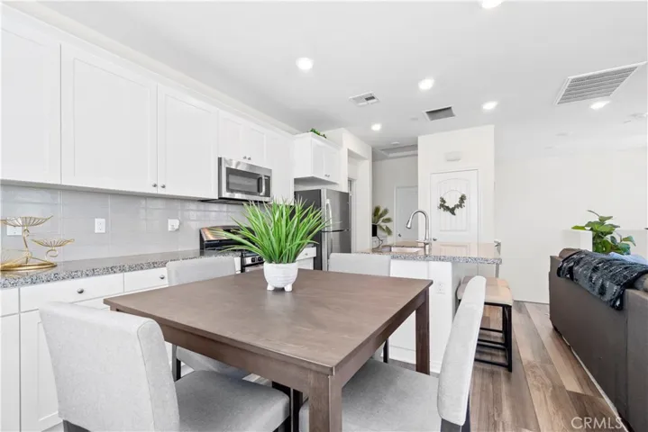 16502 Casa Grande Avenue 436, Fontana, California 92336