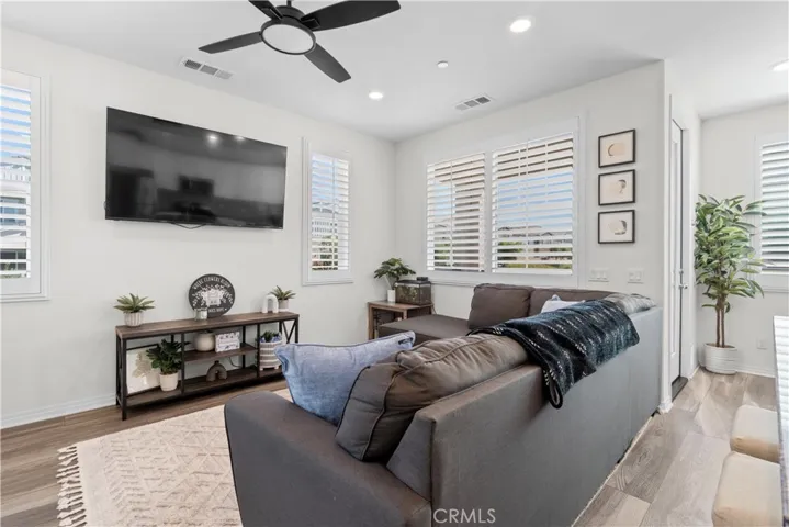 16502 Casa Grande Avenue 436, Fontana, California 92336