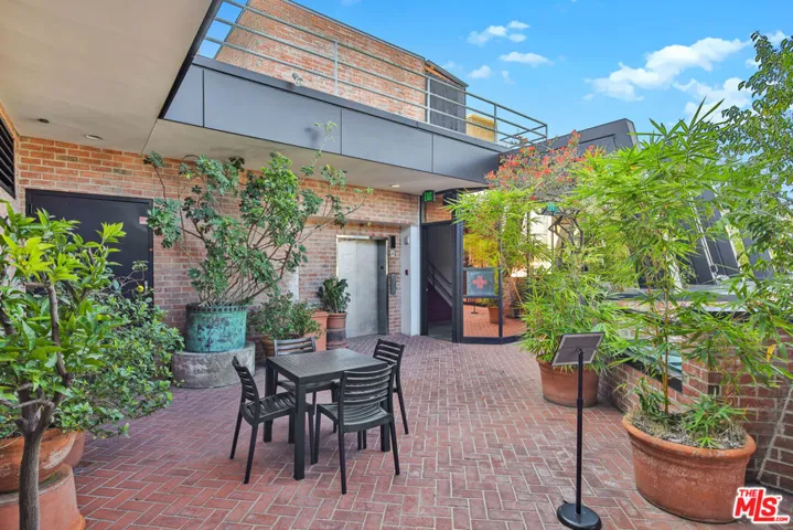 421 N Rodeo Drive P-3, Beverly Hills, California 90210