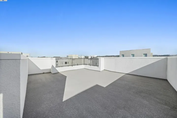 859 Baywatch St, Richmond, California 94804