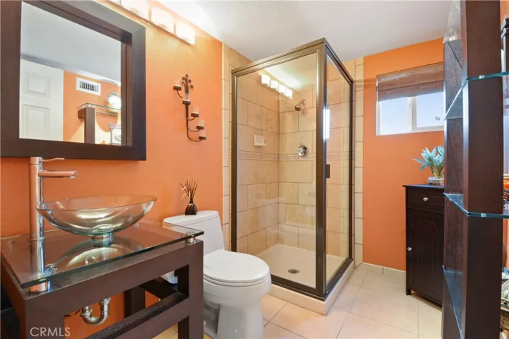 Downstairs Full Bathroom
