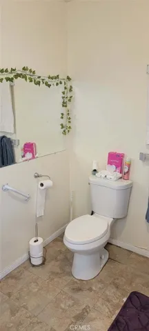 Front House Main Bath
