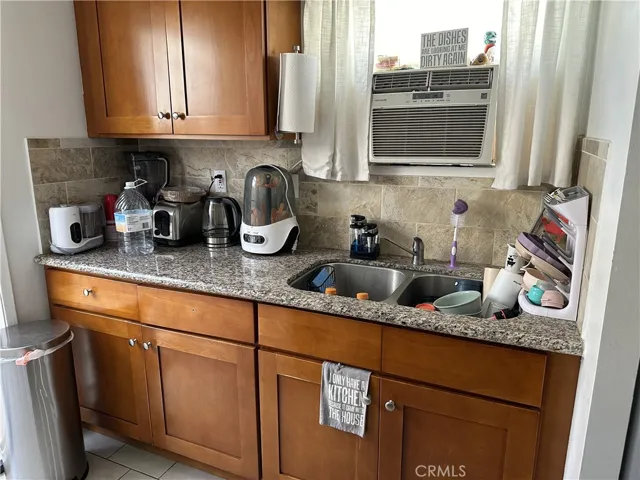 Back Unit Kitchen