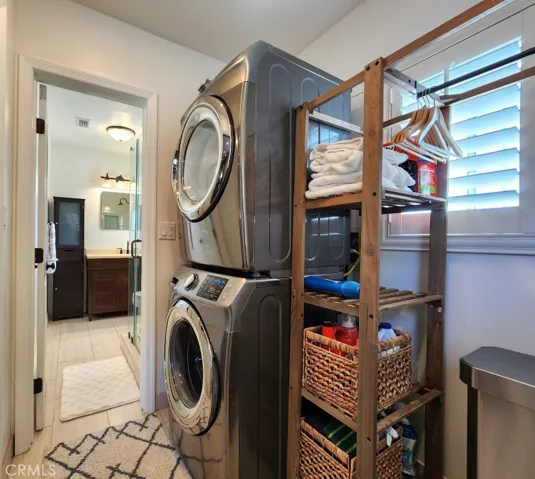 17043 Galesberg Street, Granada Hills, California 91344