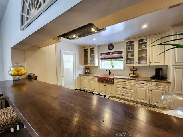 17043 Galesberg Street, Granada Hills, California 91344