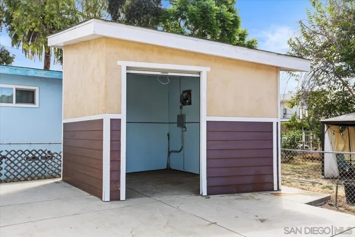 8421 Mount Vernon, Lemon Grove, California 91945