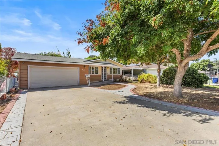 8421 Mount Vernon, Lemon Grove, California 91945