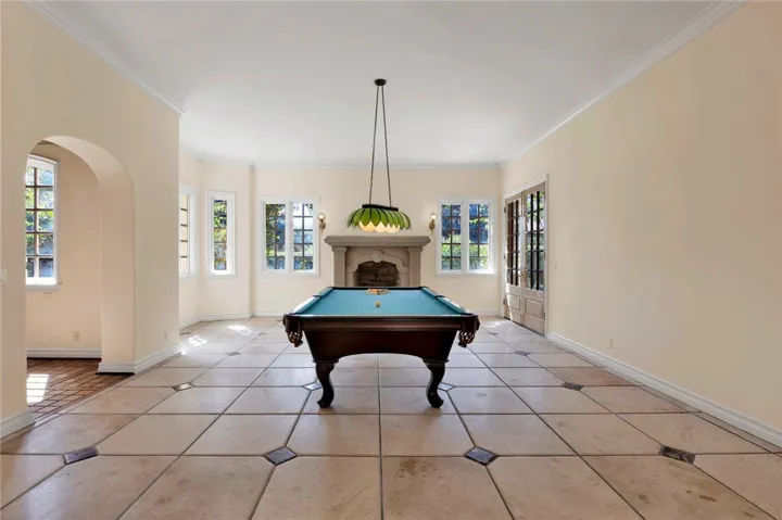 11030 Winnetka Avenue, Chatsworth, California 91311