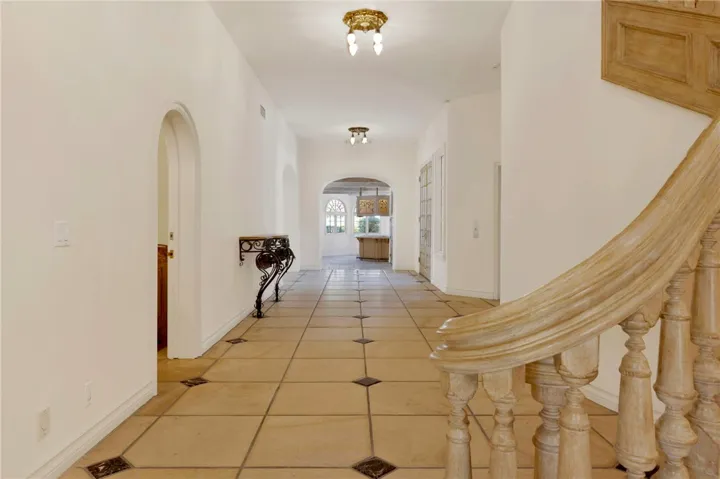 11030 Winnetka Avenue, Chatsworth, California 91311