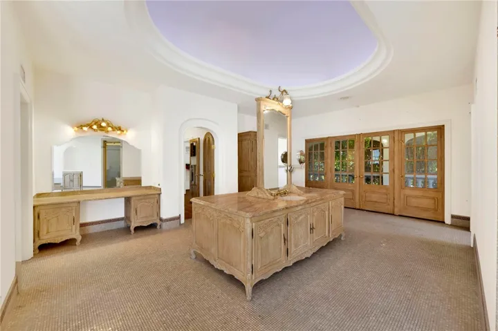 11030 Winnetka Avenue, Chatsworth, California 91311