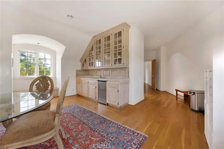 11030 Winnetka Avenue, Chatsworth, California 91311