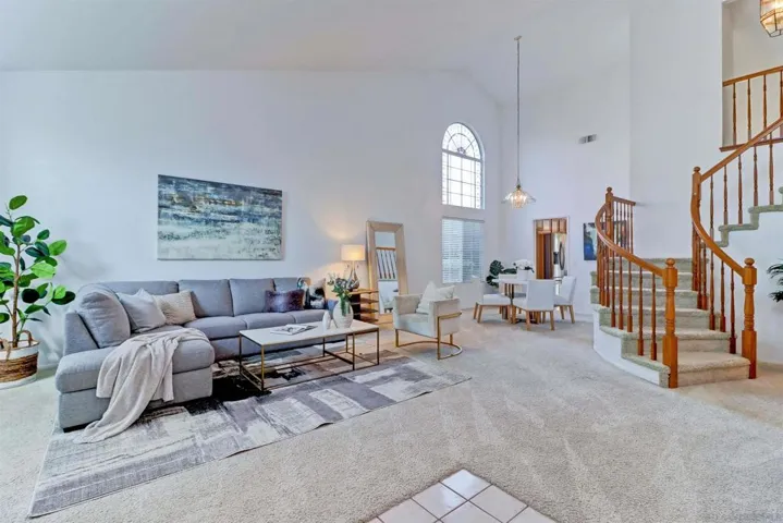 1940 Vineyard Avenue, Vista, California 92081