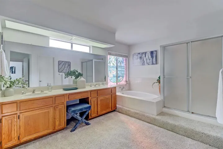 1940 Vineyard Avenue, Vista, California 92081