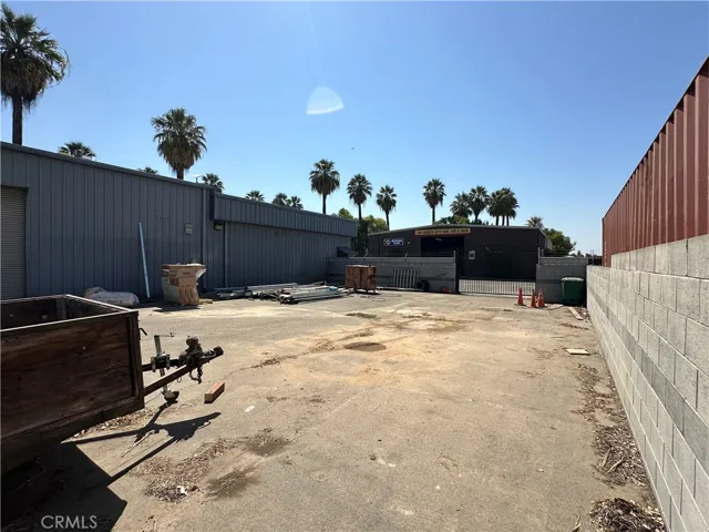 5493 E Olive Avenue, Fresno, California 93727