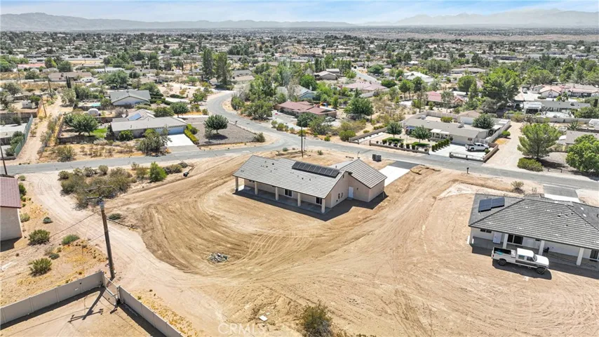 16052 Venango, Apple Valley, California 92307