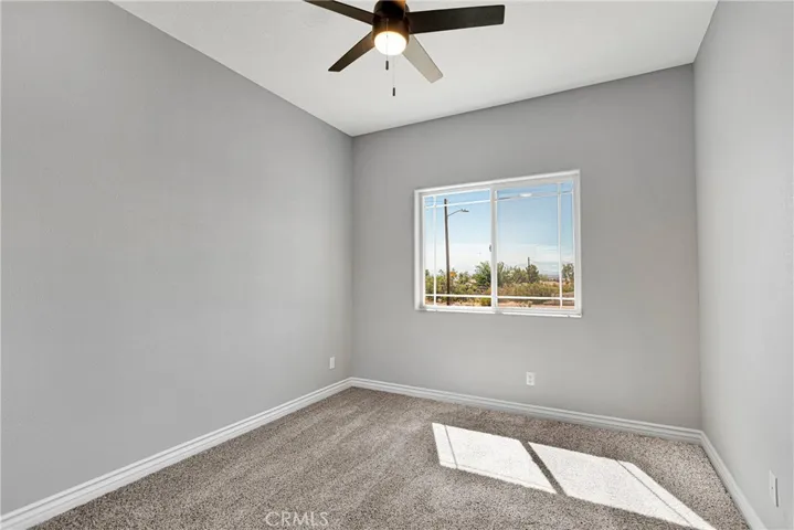 16052 Venango, Apple Valley, California 92307