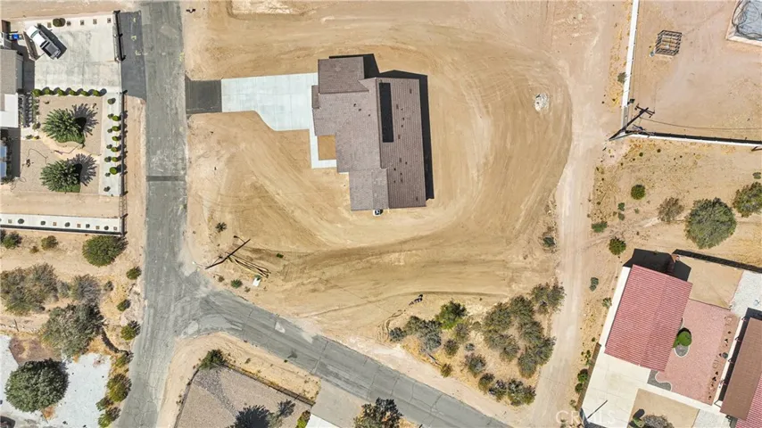 16052 Venango, Apple Valley, California 92307