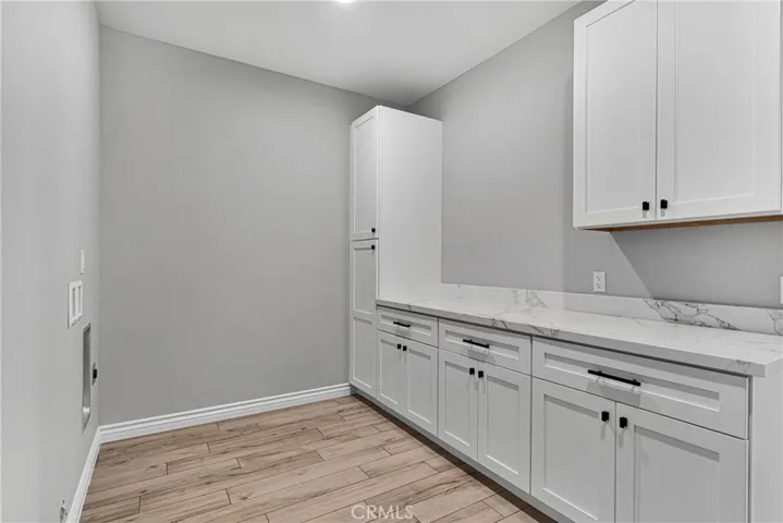 16052 Venango, Apple Valley, California 92307