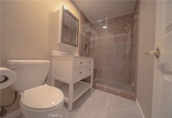 Hallway bath
