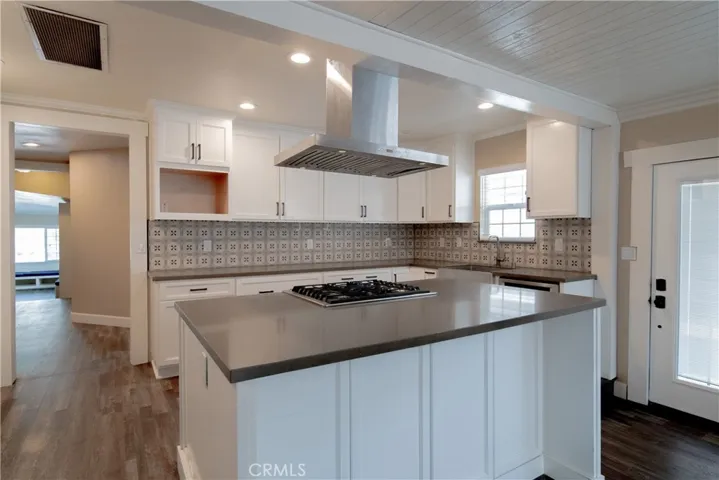 1310 S S.vecino Avenue, Glendora, California 91740