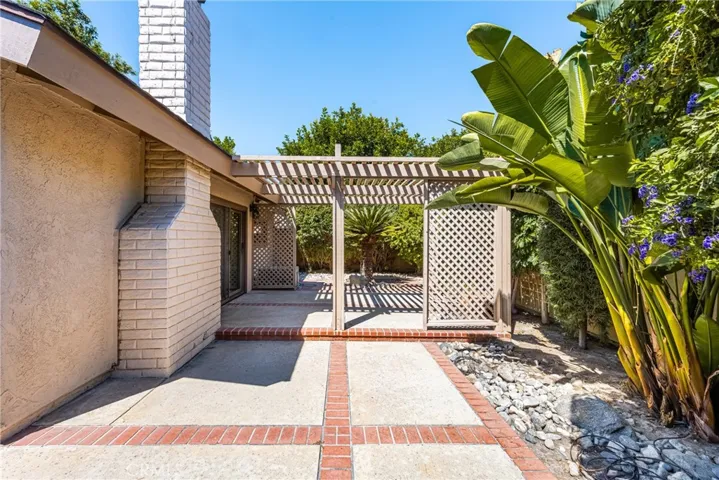 2026 E Wellington Avenue, Santa Ana, California 92701