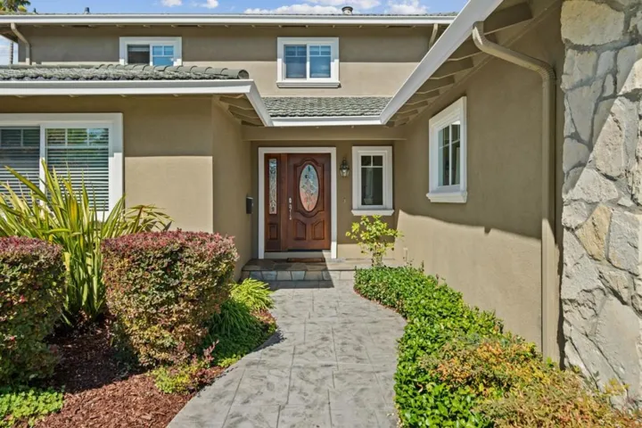 902 Ormonde Drive, Mountain View, California 94043