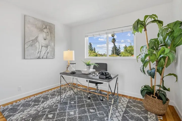 902 Ormonde Drive, Mountain View, California 94043