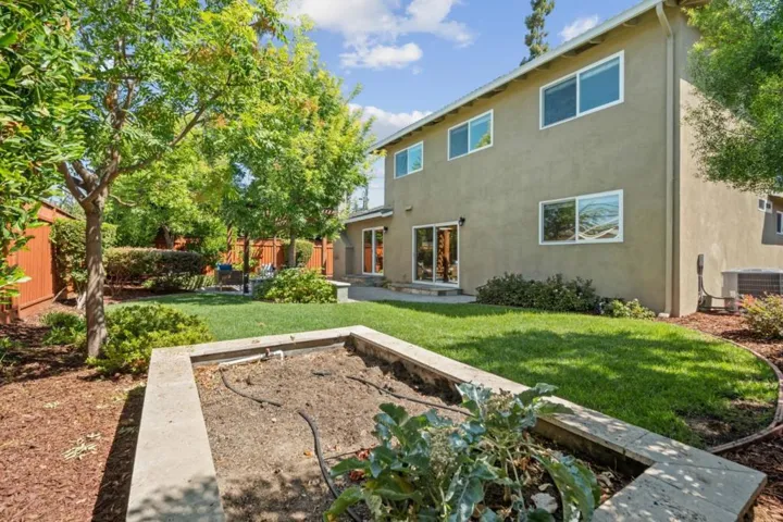 902 Ormonde Drive, Mountain View, California 94043