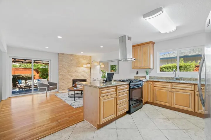 902 Ormonde Drive, Mountain View, California 94043