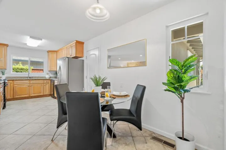 902 Ormonde Drive, Mountain View, California 94043
