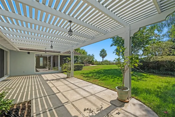 27132 Indian Peak Road, Rancho Palos Verdes, California 90275