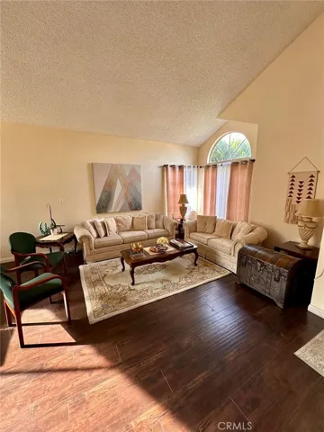3270 Somerdale, Corona, California 92879