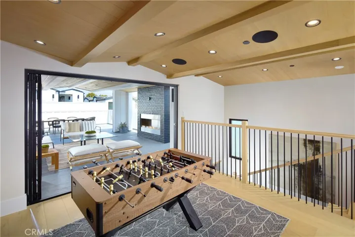 2320 Pacific Dr, Corona Del Mar, California 92625