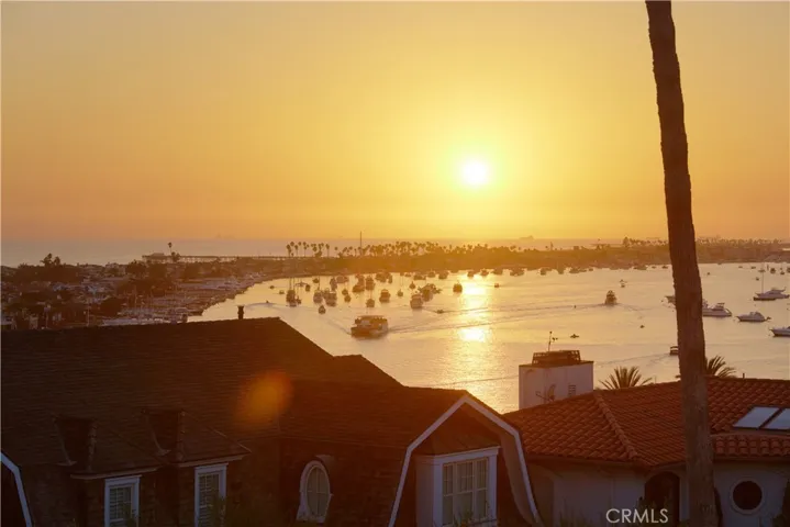 2320 Pacific Dr, Corona Del Mar, California 92625