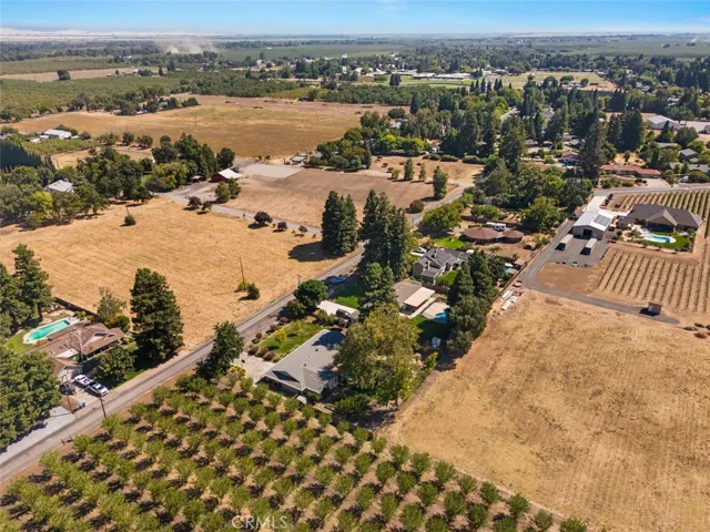 9683 Mcanarlin Avenue, Durham, California 95938