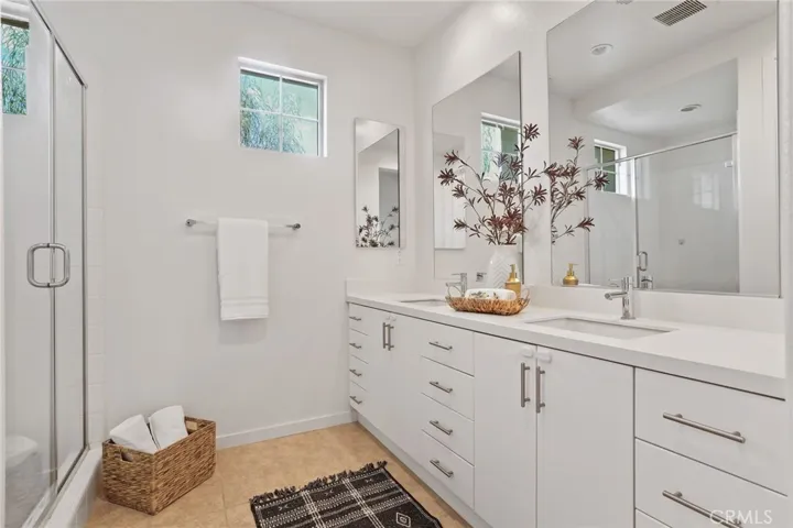 43 Prominence, Lake Forest, California 92630